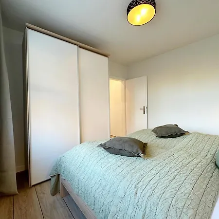Apartamento Neu Sanierte Mit Terasse In *