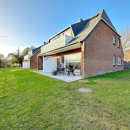 Neu Sanierte Mit Terasse In Apartamento Westerland